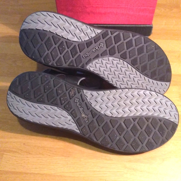 Columbia Black Men's Sandal Size 13 - Picture 4 of 4